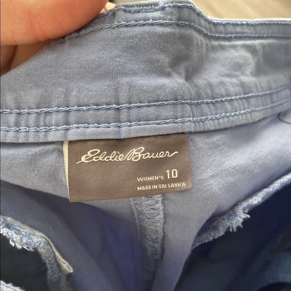 Eddie Bauer cornflower blue cotton chino crop pants size womens 10 - Picture 2 of 7